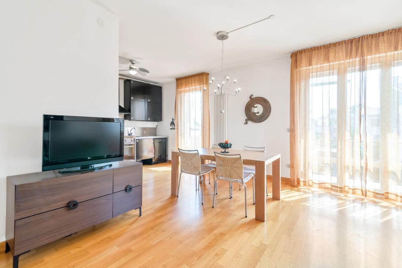 Padova Terrace Flat Apartment ภายนอก รูปภาพ